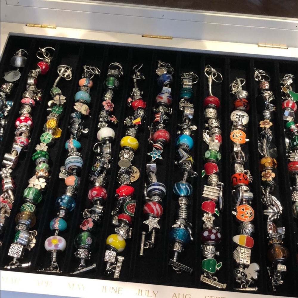 Willabee and Ward Seasonal Charm Bracelets⬇️⬇️⬇️